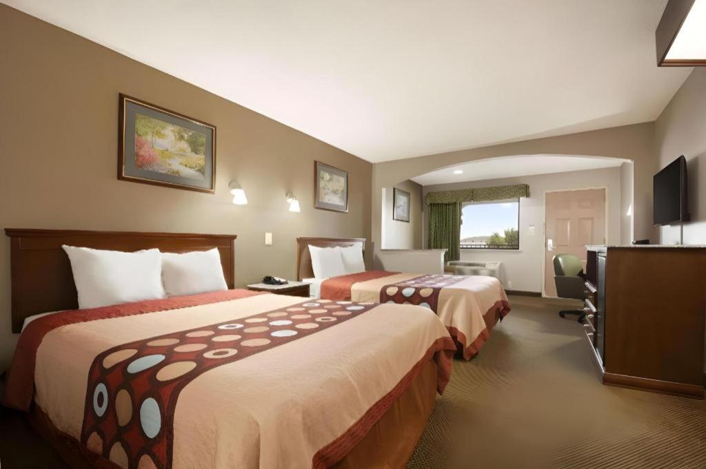 Super 8 By Wyndham Baton Rouge/I-12 Hotell Exteriör bild